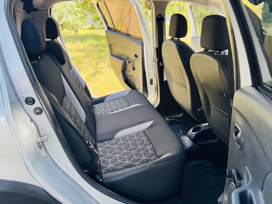 Renault Sandero StepWay 1.5dCi ZEN 2015 рік