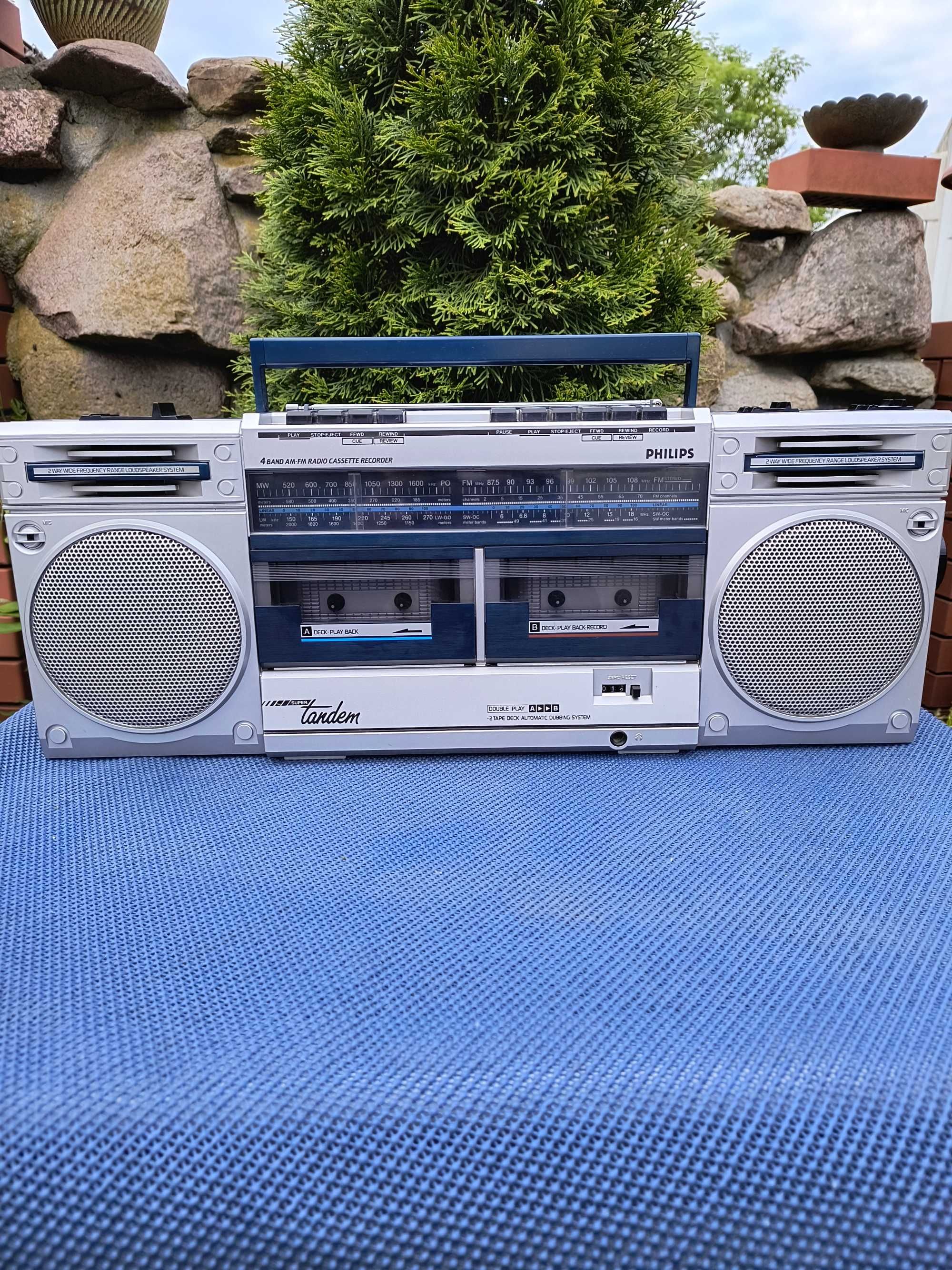 Radiomagnetofon  dwu kasetowy Philips D 8334 Vintage 80 rok