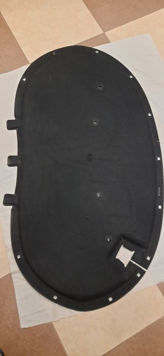 Шумотермоізоляція капота Volkswagen Passat B7