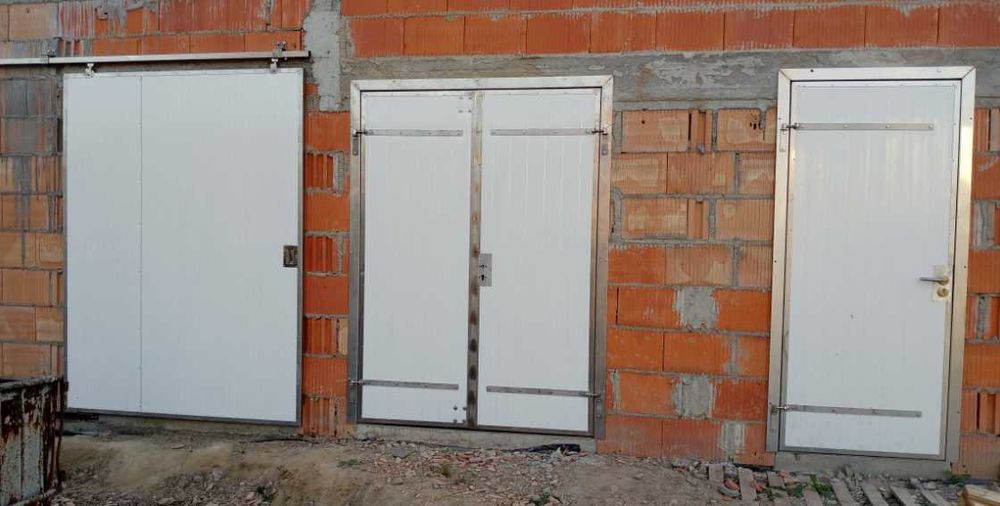Drzwi inwentarskie gospodarcze do chlewni, wewnętrzne i zewnętrzne