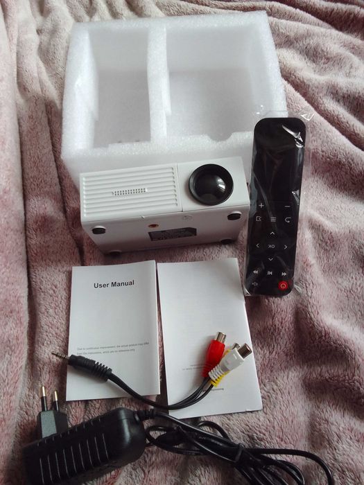 PROJEKTOR Z1 mini przenośny LED