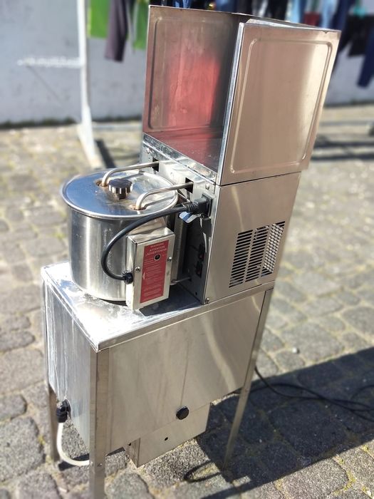 Destilador de Água em Inox