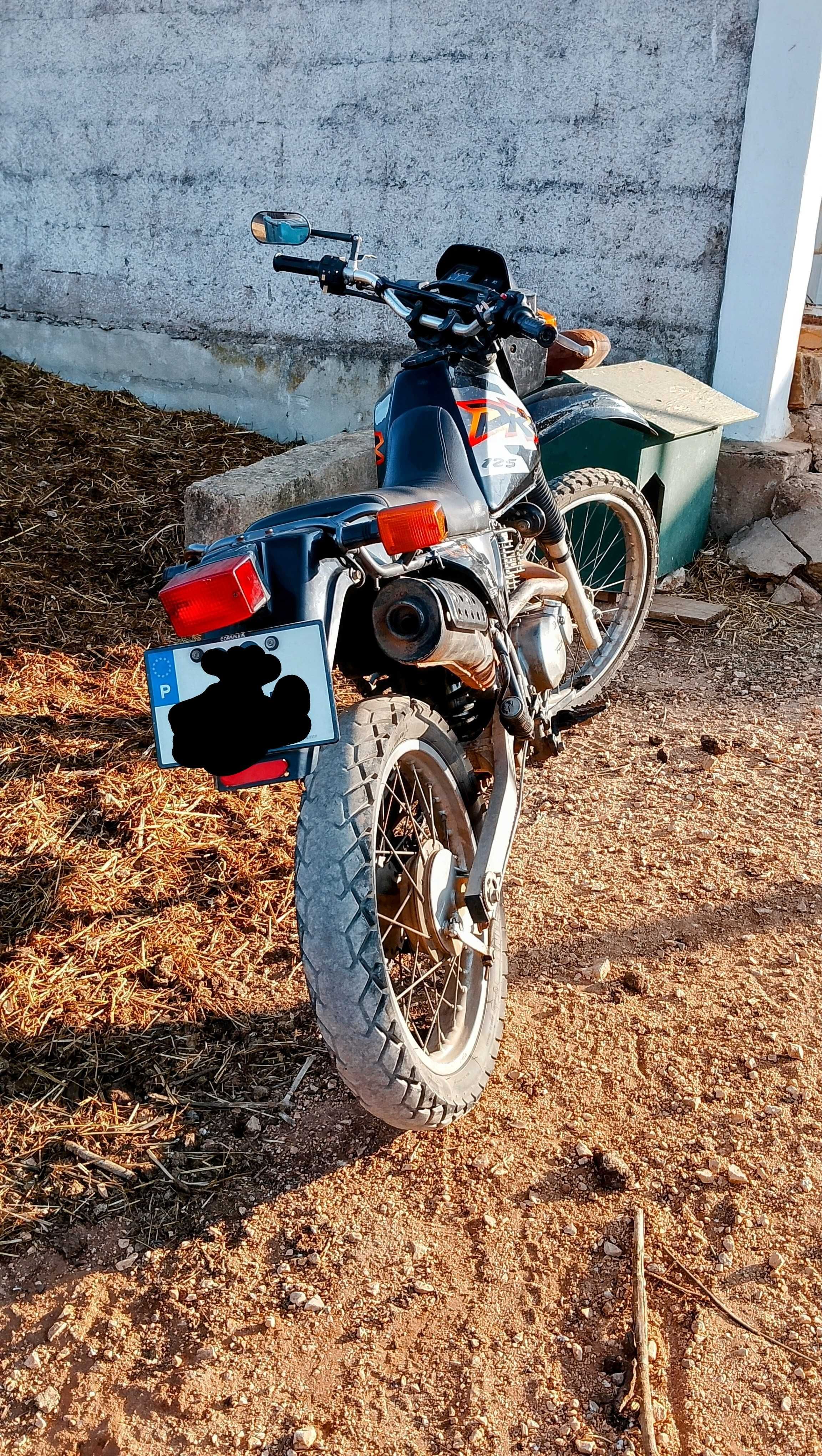 Suzuki Dr 125 (Carta A1)
