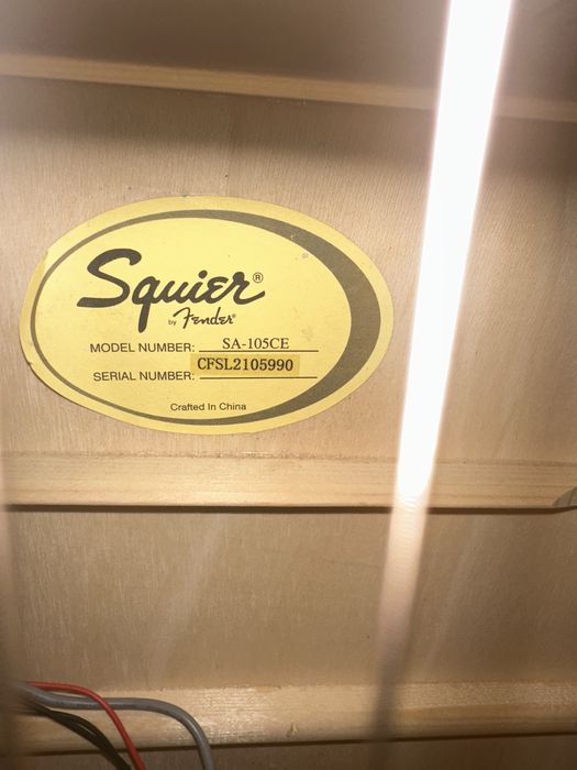 Violão eletroacústico Squier SA-105CE