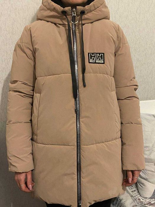 Жіноча зимова куртка