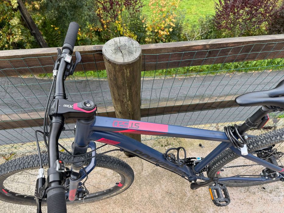 Bicicleta Rockrider ST520 – Tamanho M – Ótimo estado (4 anos)