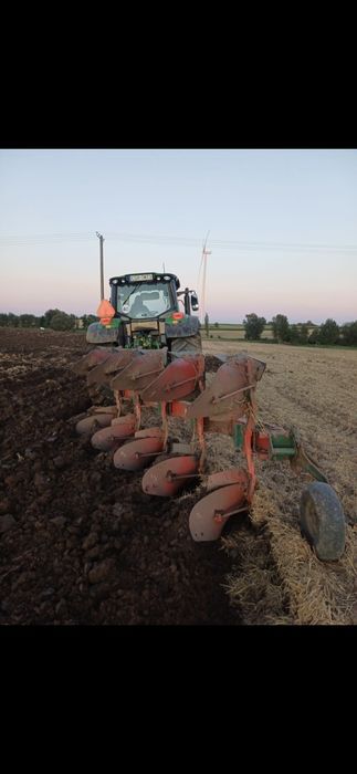 Pług  kverneland 5 skibowy 4+1   4 skibowy  LD 85 obrotowy 4 zagon