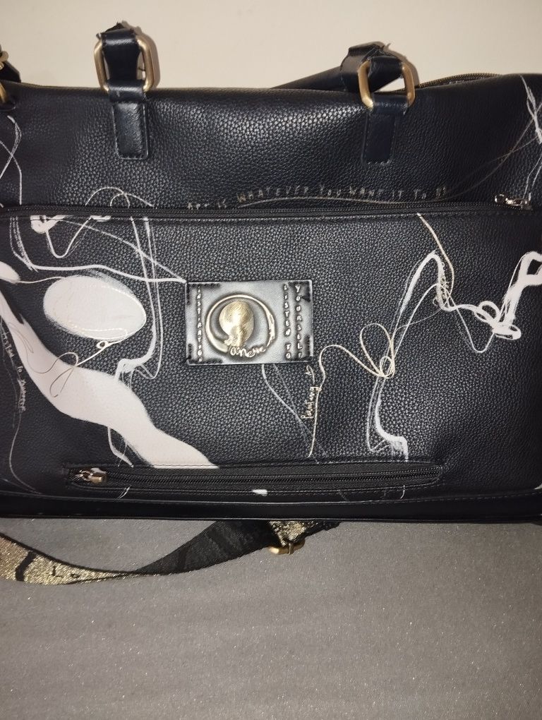 Vendo mala Anneke, por não usar, está praticamente nova