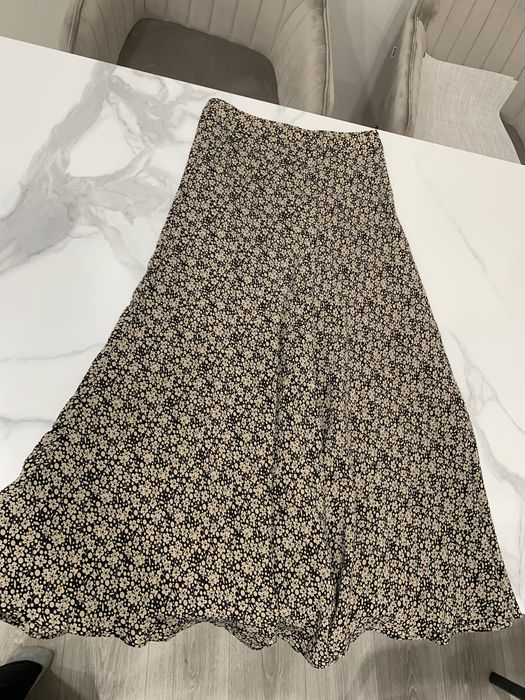 Спідниця Zara з принтом