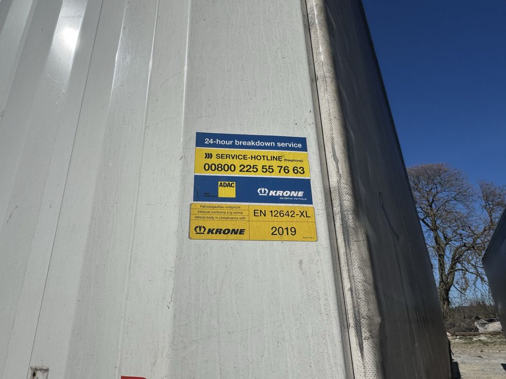 Naczepa KRONE SD STANDARD/z Niemiec/paleciara/IDEALNA