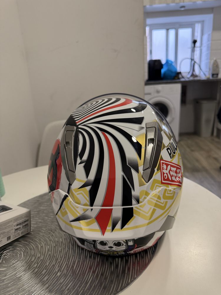 Capacete Shoei X-SPR Pro + Action 4 + Cardo Freecom 4x(LER DESCRICÃO )