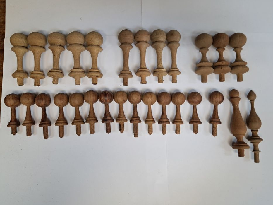 Peças de madeira torneadas.
3€ cada peça