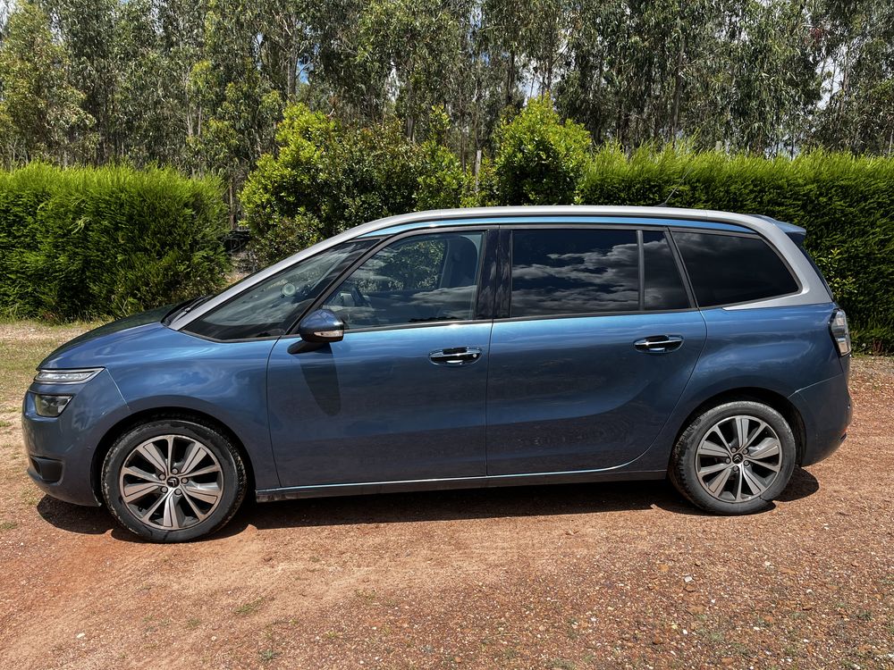 Citroën C4 Grand Picasso 1.6 BlueHDi (2016) — 7 lugares | Automática