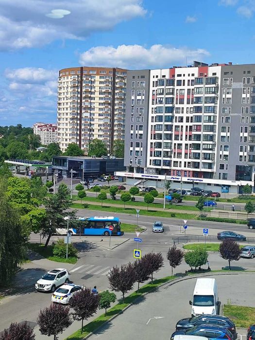 Подобово 2 к.Кв. Бережанська 54, В. Шувар, Сихів Червона Калина, Стуса