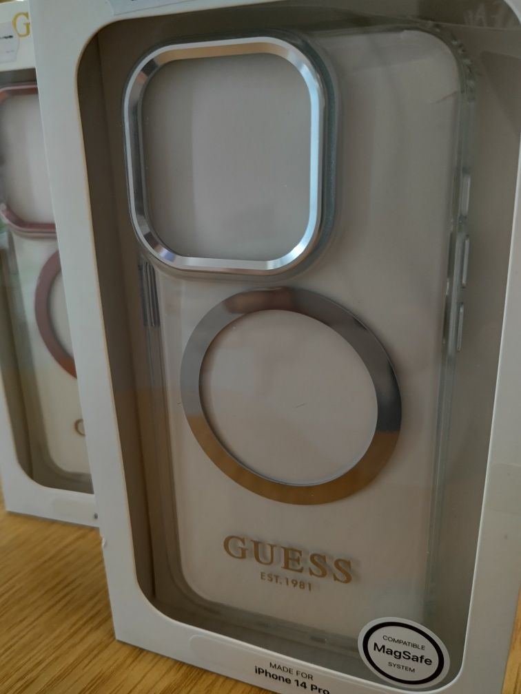Etui Guess do iPhone 14 Pro *Różne rodzaje*