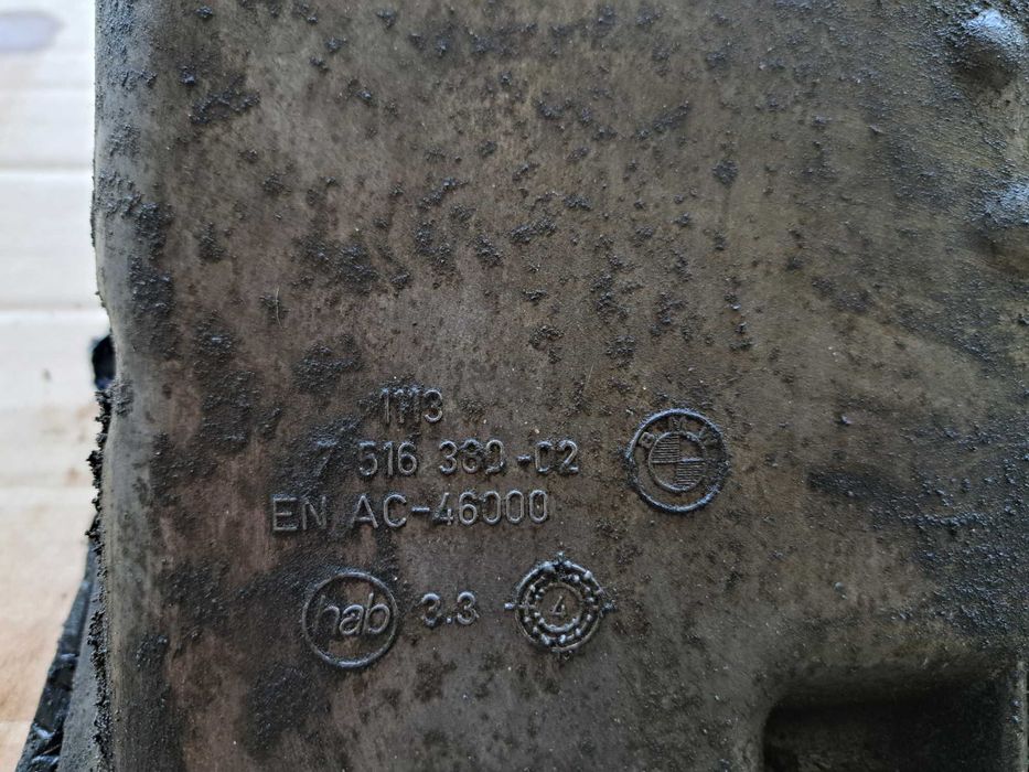 Miska oleju z czujnikiem BMW E90 325i N52B25A