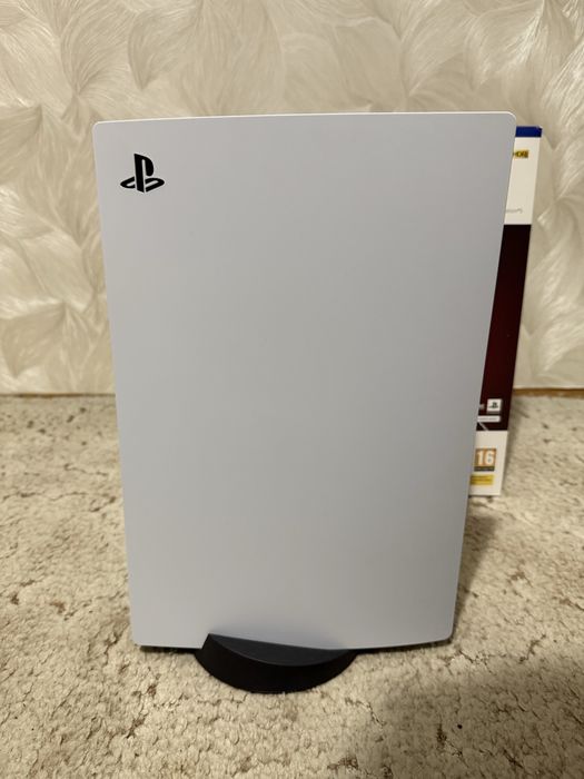 PlayStation 5 Fat (3-тя ревізія) в ідеалі + 6 топових ігор!