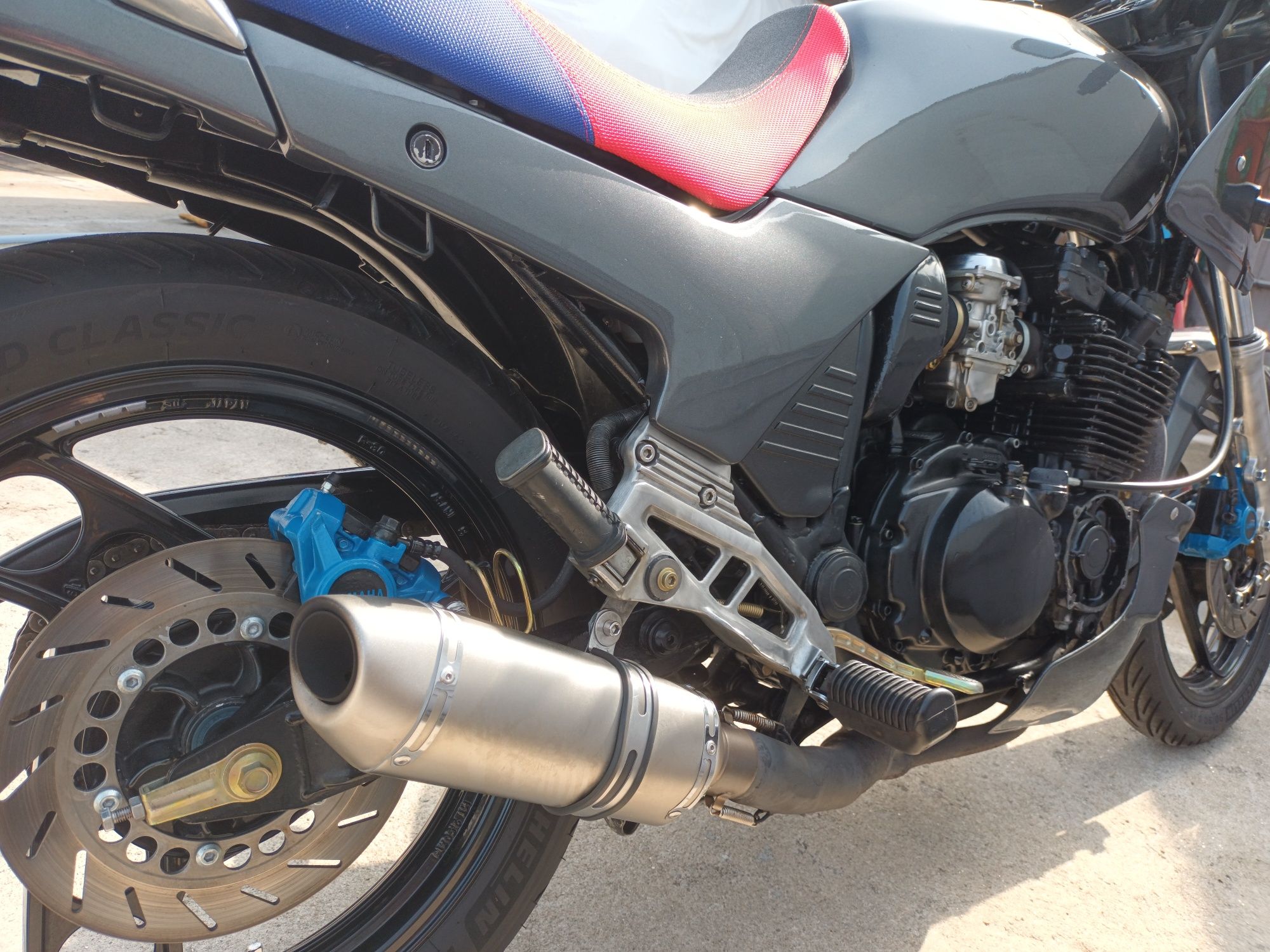 Yamaha XJ600 2 motas