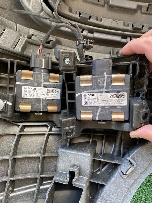 Audi q3 83a мертві зони ліва права проводка партронік