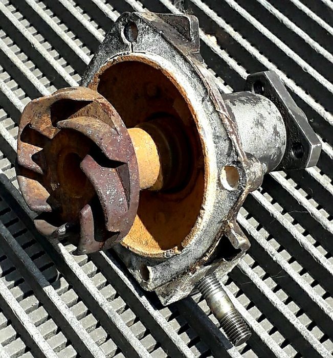 Помпа водяна ВАЗ 2101-07