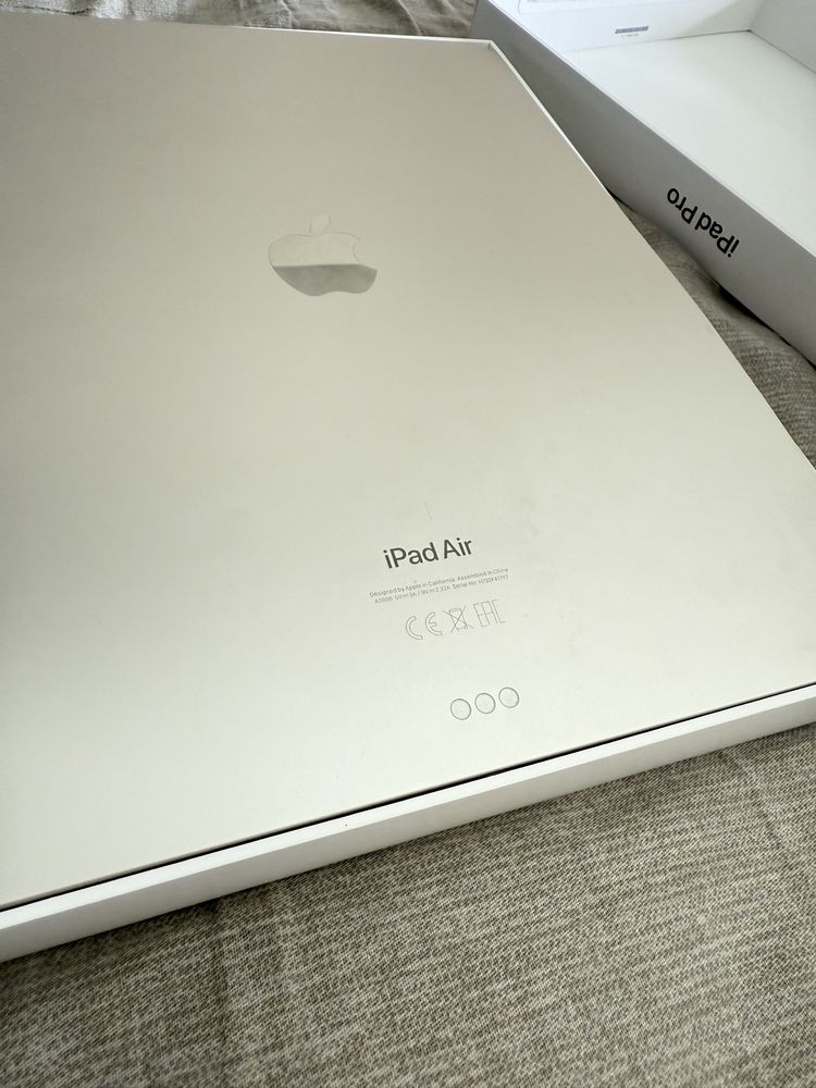iPad Air 13 128gb praktycznie nowy