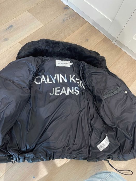 kurtka Calvin Klein zimowa z synteponem ze sztucznej skóry M