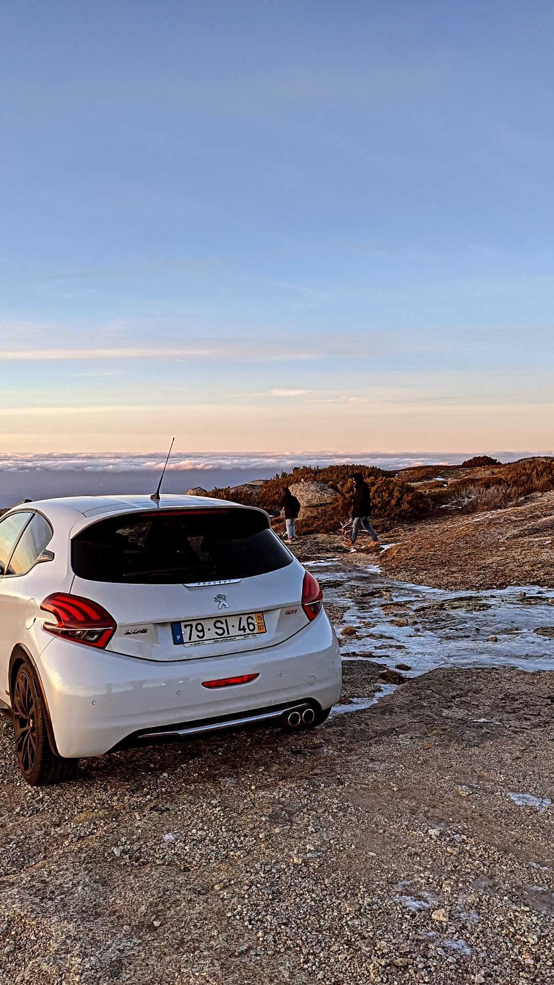 Peugeot 208 GTI by PeugeotSport