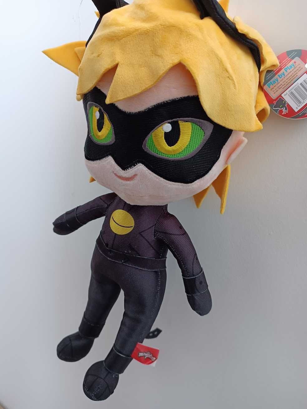 Novidade:Peluche Catnoir Miraculous Ladybug 45cm