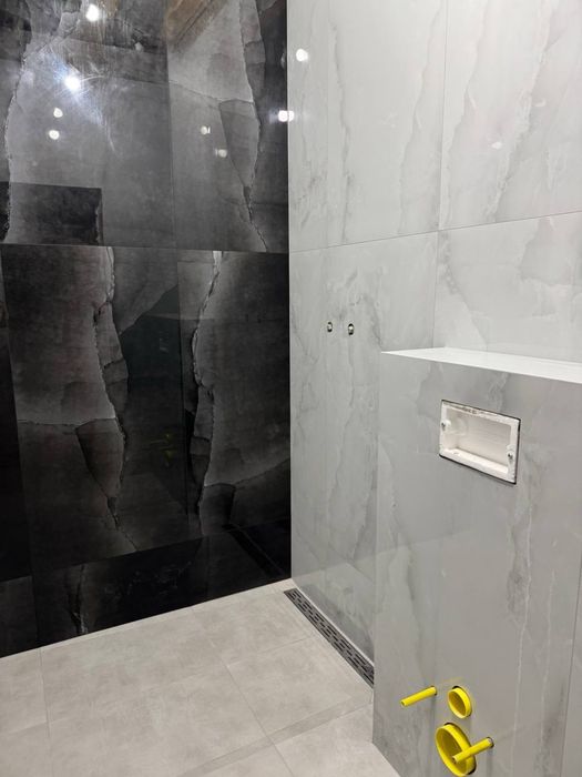 Продам новий будинок з басейном у котеджному містечку “Міжріччя”