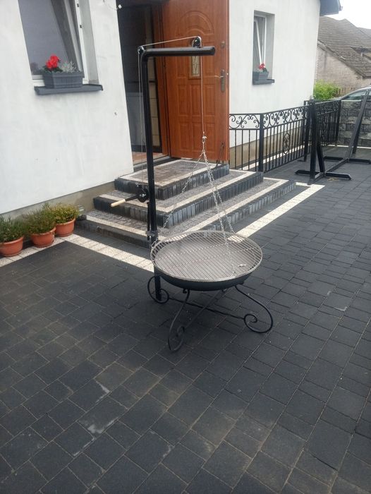 Grill ogrodowy stalowy mocny