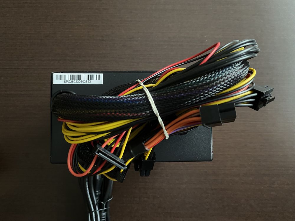 Zasilacz komputerowy SilentiumPC Elementum E2 550W certyfikat 80 Plus