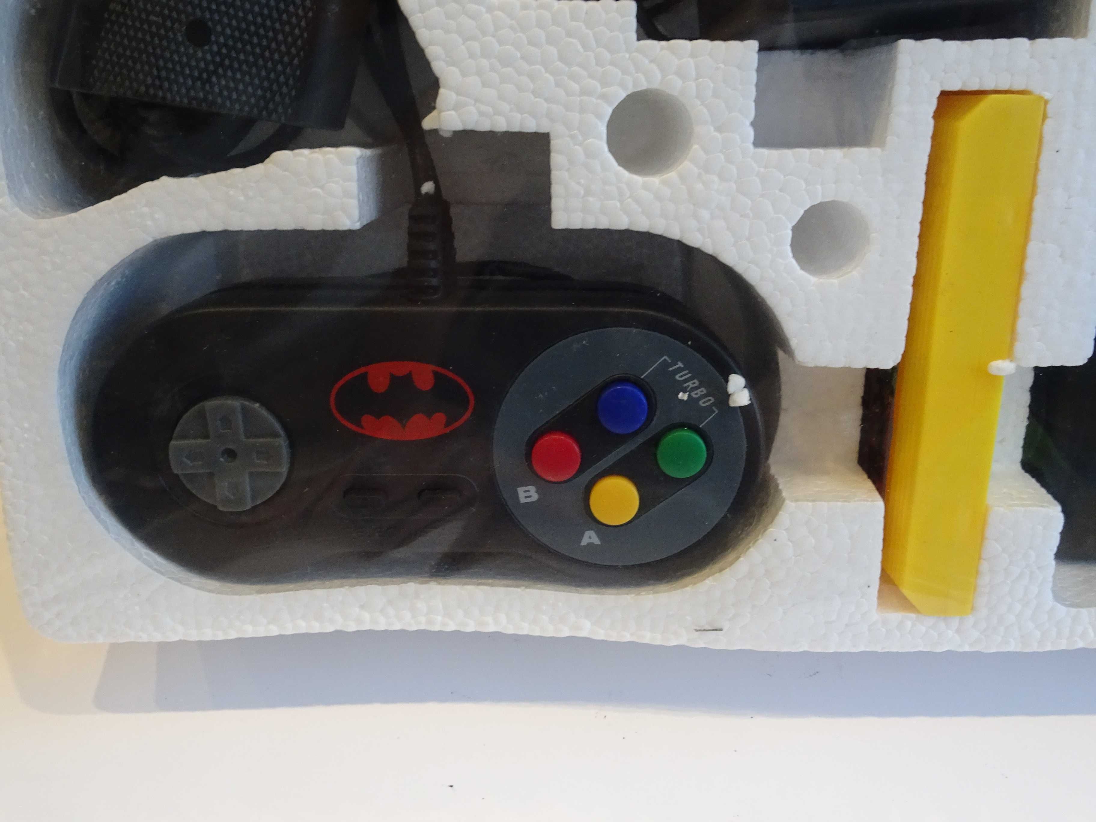 NOWA Konsola Gier Telewizyjnych - Pegasus BATMAN AY-168AS - Rok 1997 .