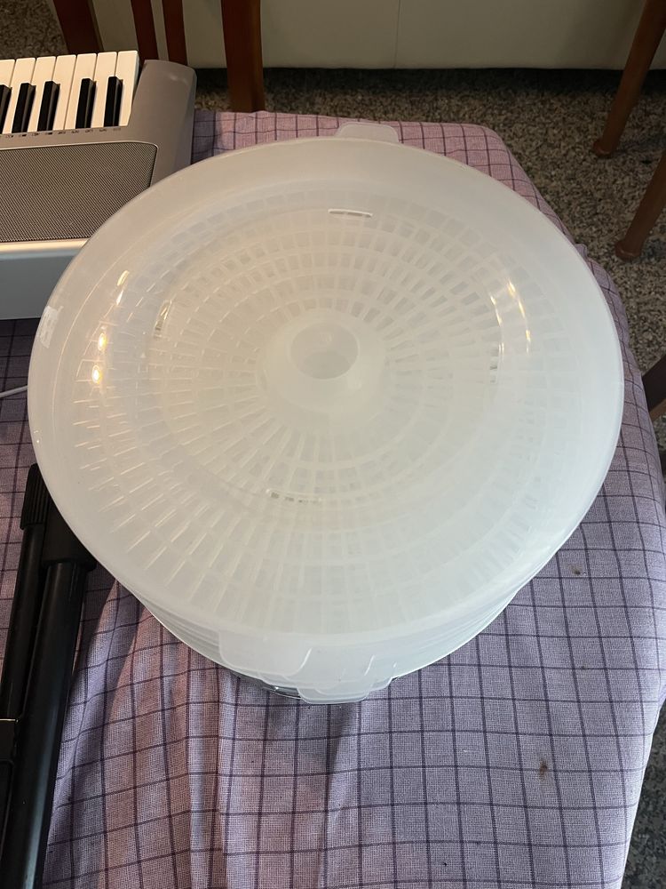 Máquina Desidratadora de Fruta SilverCrest (Lidl) – Como Nova