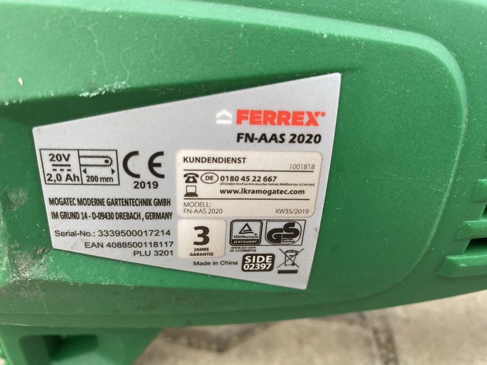 Телескопічний кущоріз висоторіз Ferrex кусторез высокорез
