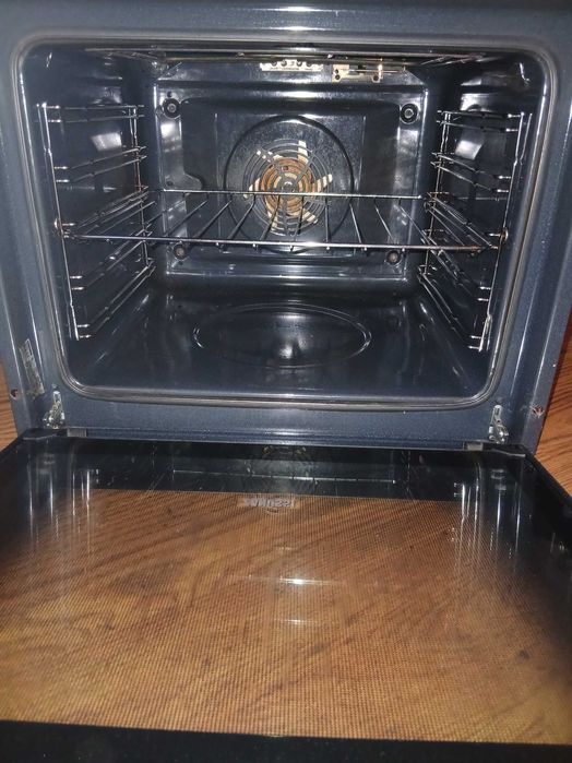 Электрична духовка ZANUSSI б/у + подарунок