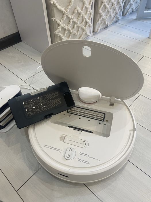 Робот-пылесос XIAOMI