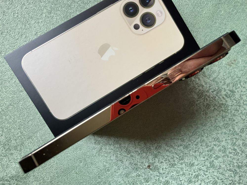 iPhone 13 pro gold  ,,igła”.