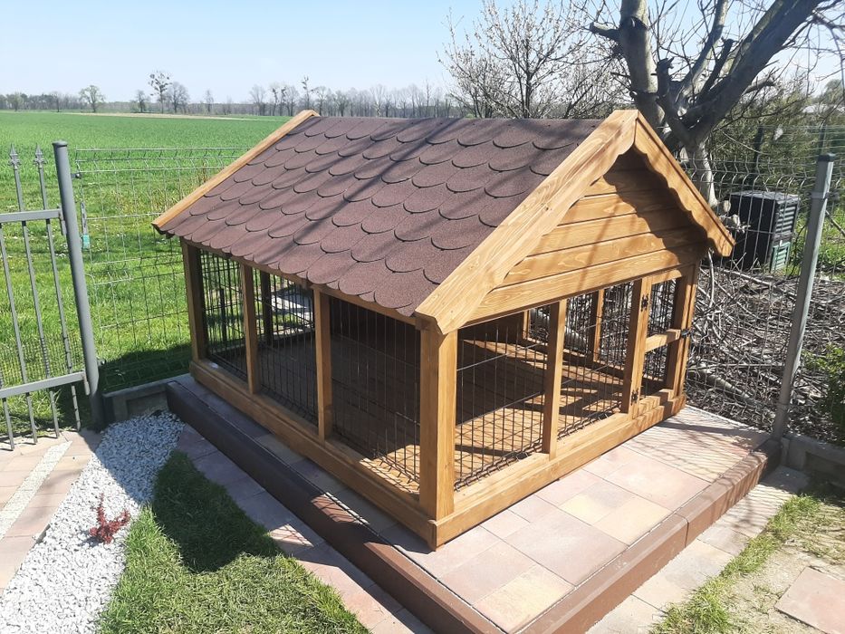 Kojec dla psa drewniany