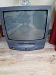 Televisor com cassetes