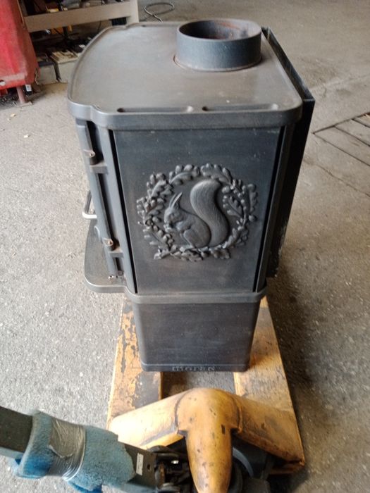 Kominek wolnostojący , koza , piec na drewno MORSO , 6 kW