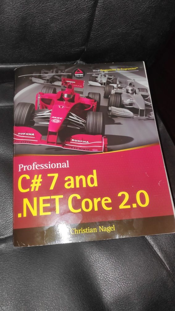Livro C# 7 and .NET Core 2.0 de Christian Nagel da Wrox
