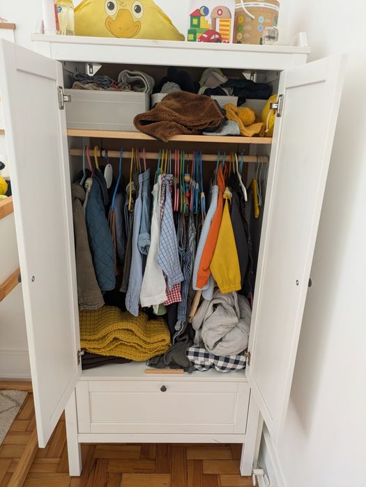 Roupeiro IKEA Sundvik