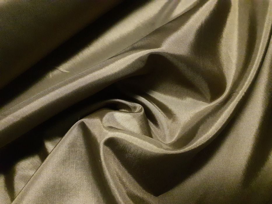 Podszewka ciemny beż szer.140 cm.