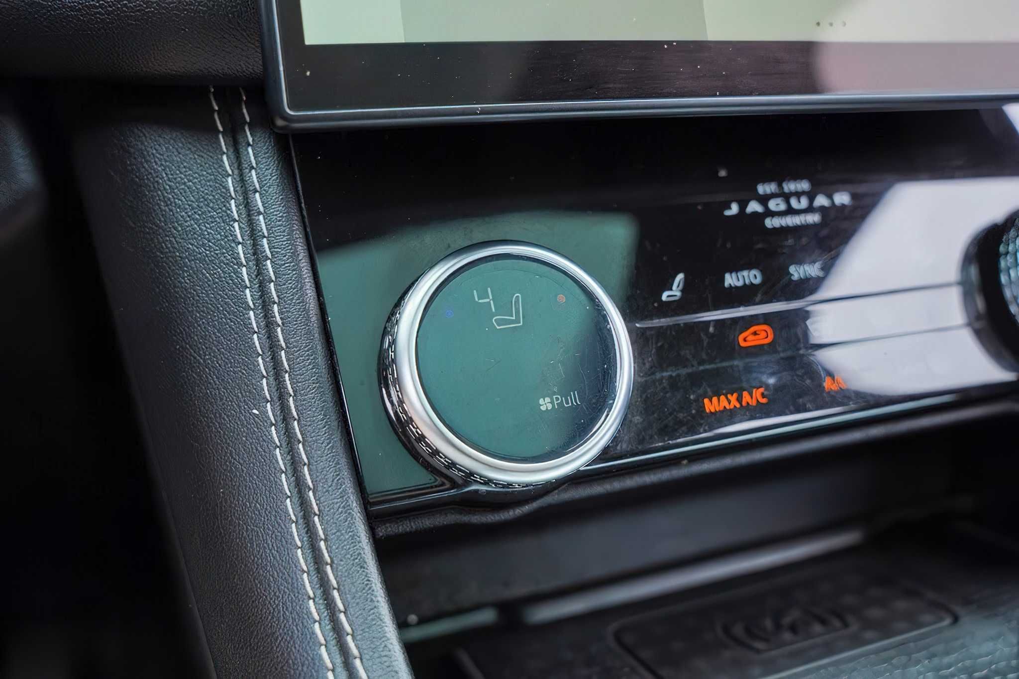 2021 Jaguar F-PACE P400 R-Dynamic S