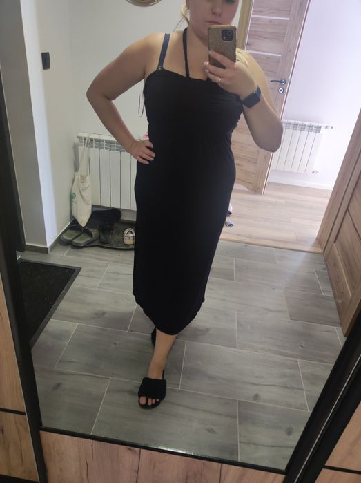 Długa zwiewna sukienka