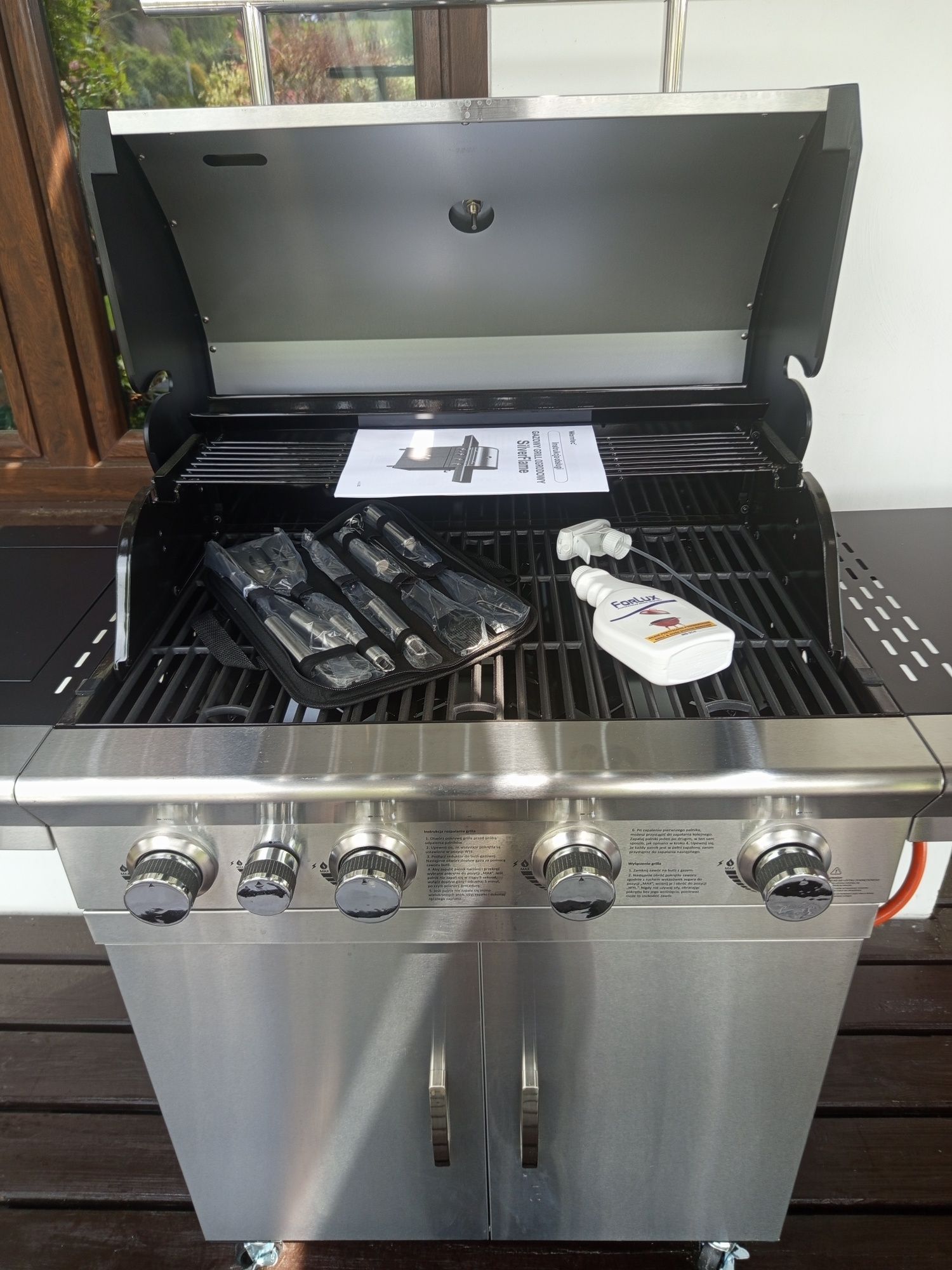 Nowy grill gazowy nie używany