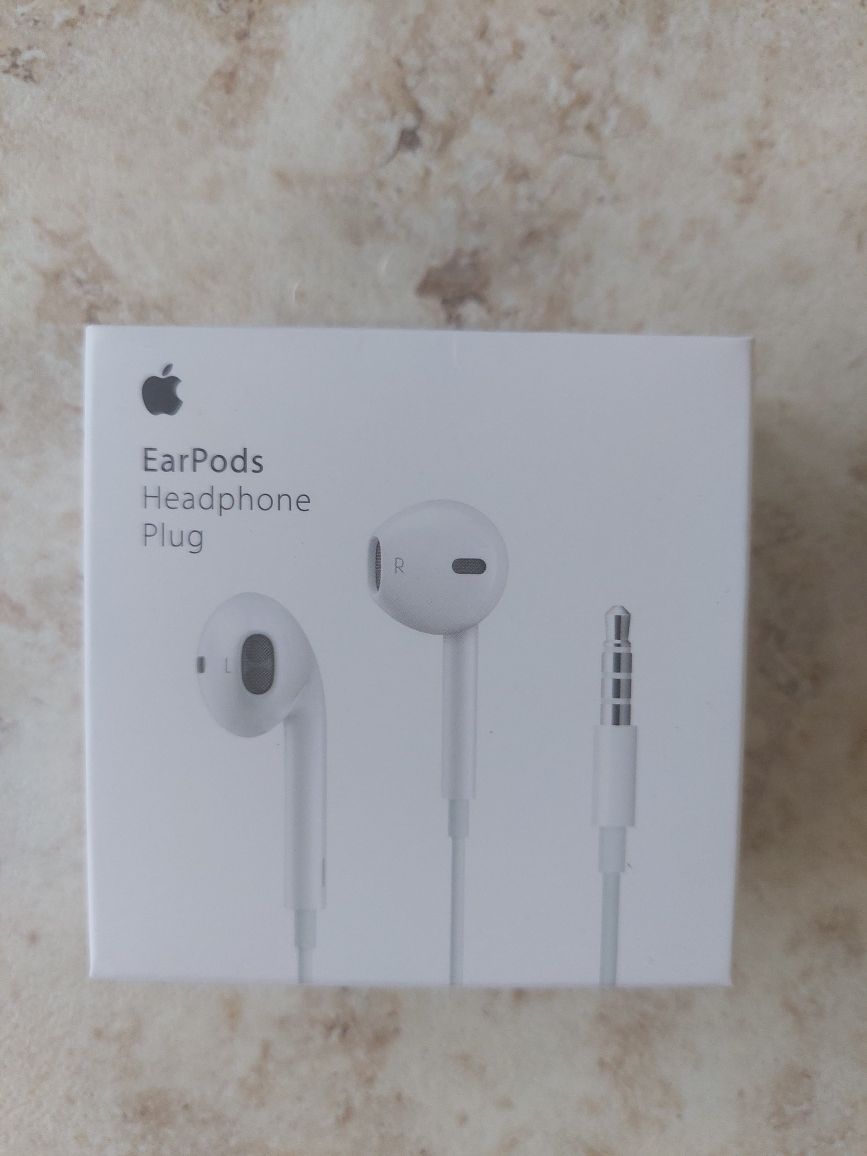 Навушники Apple EarPods Headphone Plug 3.5mm (MNHF2ZM/A)