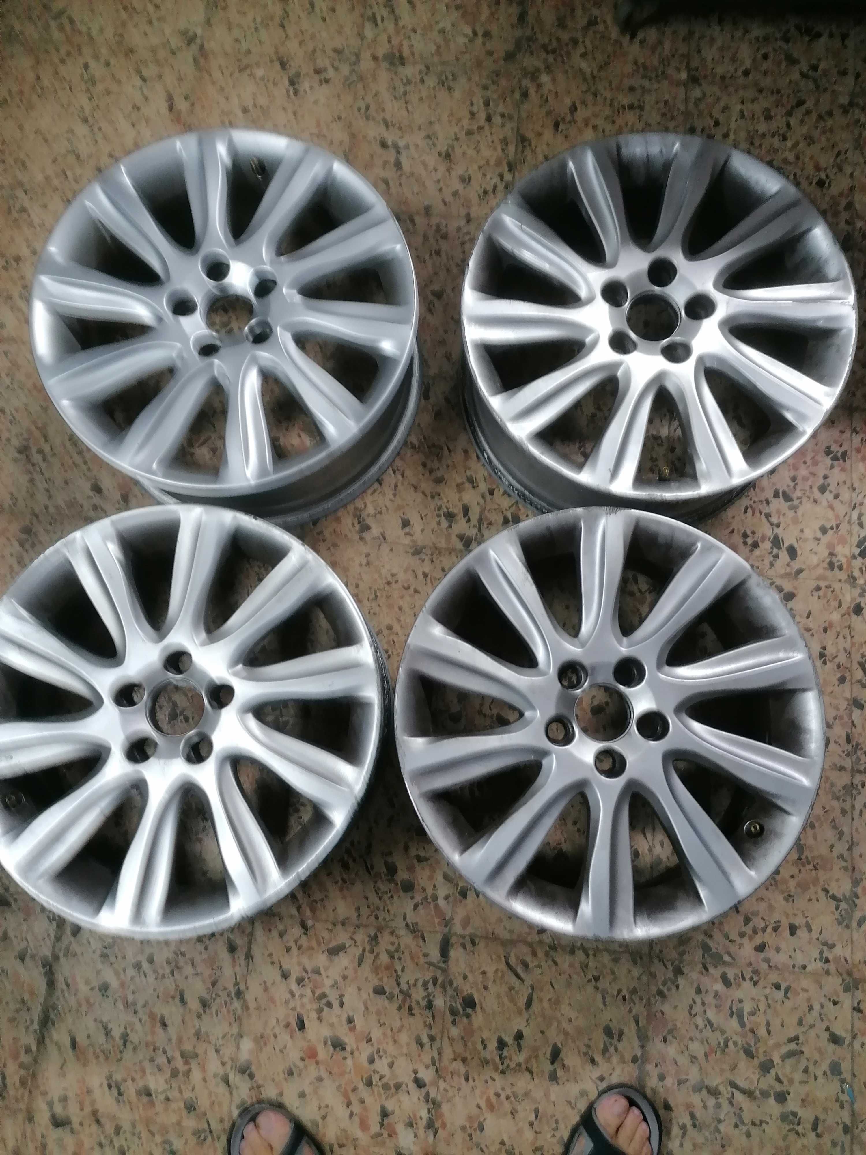 Jantes originais Volvo 17" polegadas