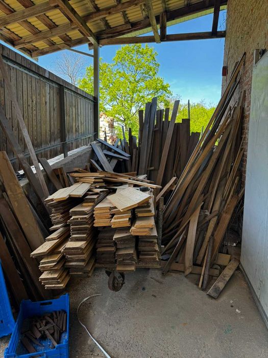 Приміщення пілорами з обладнанням 50 сот.землі.