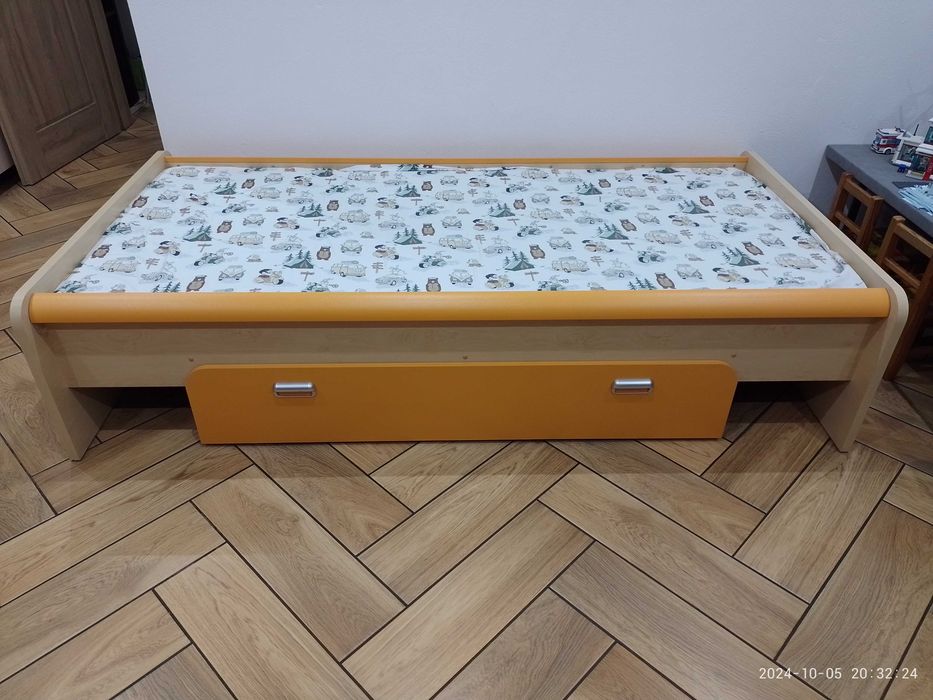 Łóżko dziecięce 90 x 200 cm do kompletu mebli do pokoju dziecięcego
